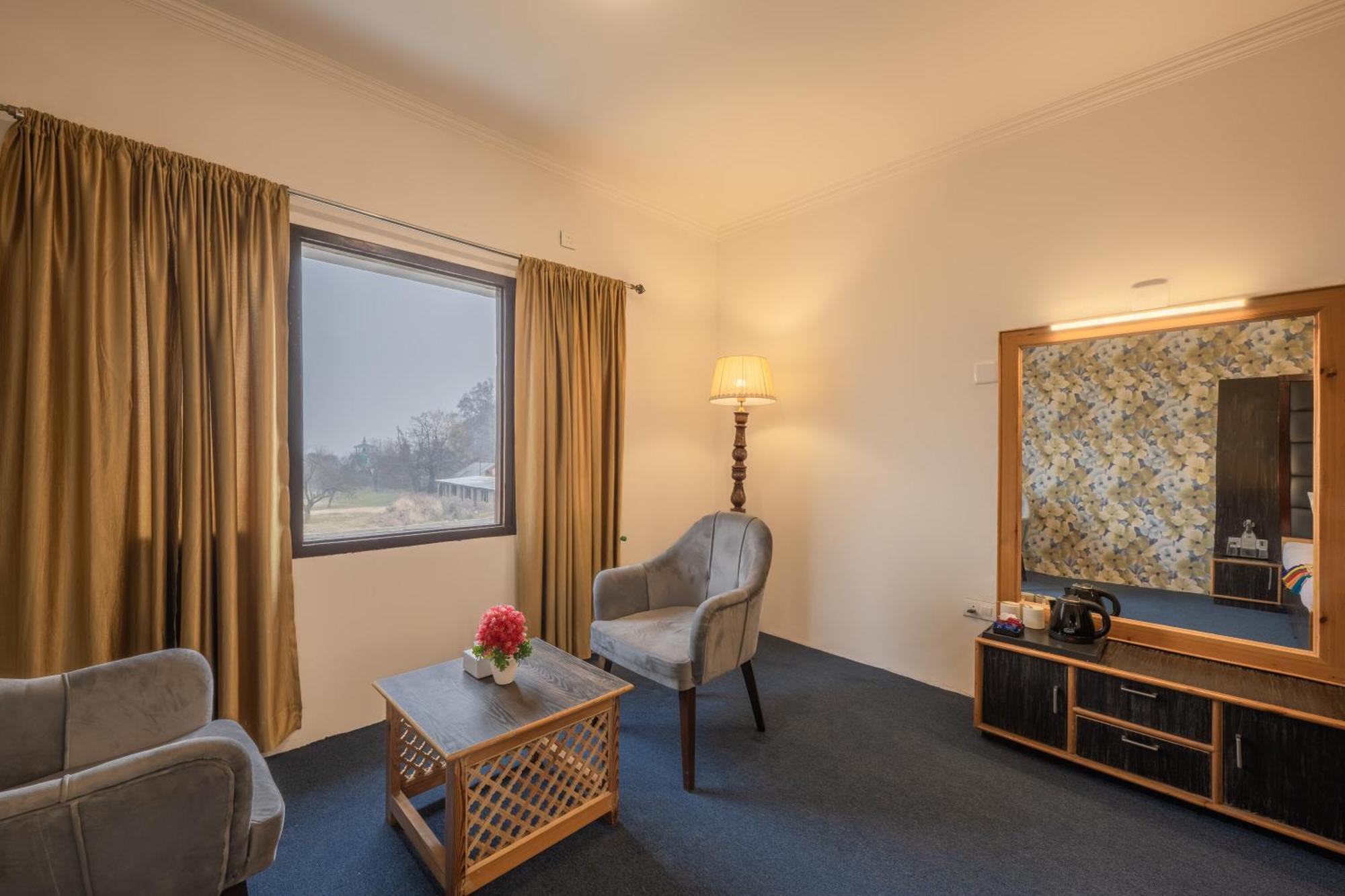 Echor Kashmir Holidays Resort Srinagar Экстерьер фото